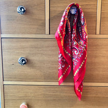 Charger l'image dans la galerie, CARRE DE SOIE