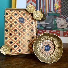 Charger l'image dans la galerie, CADRE PHOTO POPPY LAITON DORÉ