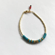 Charger l&#39;image dans la galerie, Bracelet Surfeur des Villes - Bracelet de perles miyuki or, turquoise et hématites or.
